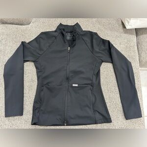 Contour knit figs scrub jacket, black